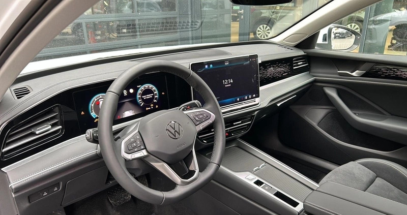 Volkswagen Passat cena 202190 przebieg: 1, rok produkcji 2024 z Ełk małe 277